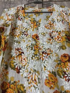 Floral Print chikenkari Kurta
