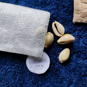 Lakshmi Pujan Kodi Shells 21 Pcs