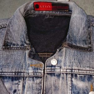 Levi&#39;s Denim Jacket - Classic Wash