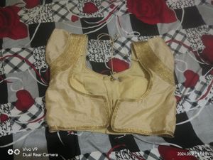 Golden Blause