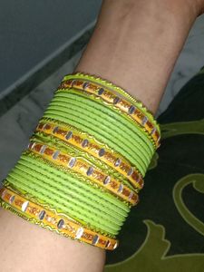 light green bangle set