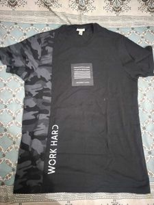 Black Stylish T-shirt OGECHI