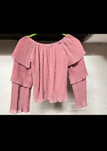 Cute Pink Off-Shoulder Top🩷🩷