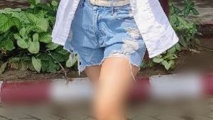 Light Blue High-Waist Denim Shorts