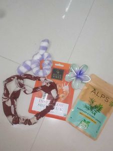 Beauty Bundle: Hair Accessories & Face Mask