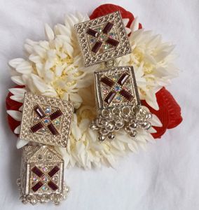 New Style Earrings For Women And Girls Party Wear