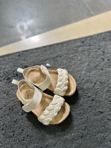 Toddler Girl&#39;s Braided Sandals SIze 22