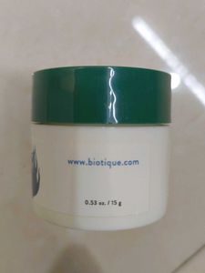 Biotique Seaweed Eye Gel