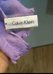 Calvin Klein scarfs 💥