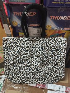 leopard print shoulder bag