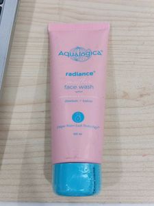 🧴 Aqualogica Watermelon Hydrating Face Wash