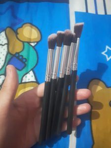 Makeup Brushes