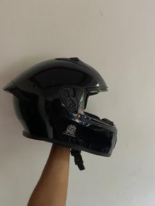 Vega helmet