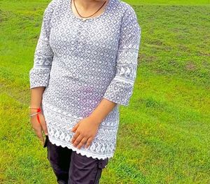 Embroidered Cotton Kurta