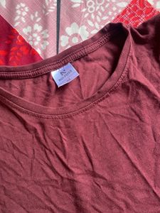 T-Shirt Bundle: 3 Solid Color Crew Necks
