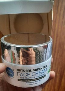 The Moms Co. Natural Green Tea Face Cream