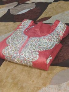 Elegant Embroidered Kurti