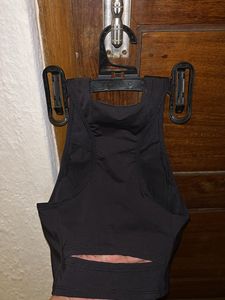 Gym Wear built-in bra cup