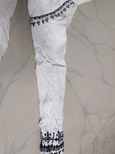 White Embroidered Kurta