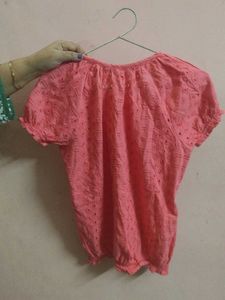 Peach Eyelet Top Size (S)