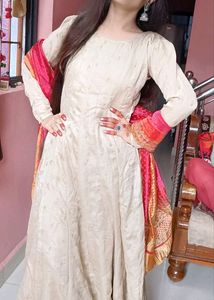 Premium Anarkali Kurta Set