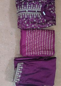 Beautiful 3pc Suit Only Worn  For 2hrs