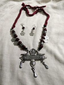 Earings And Necklace.Maroon Colour.