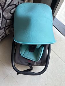 R for Rabbit Picaboo Baby Carry Cot