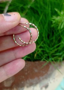 Super classy earrings for women