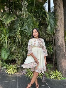 Ishin Ethnic Dress