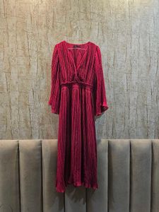 ✨ Brand New Zara A-Line Dress – Steal Deal! ✨