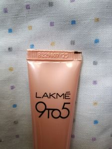 Laxme 9 to 5 foundation- Warm Beige W240