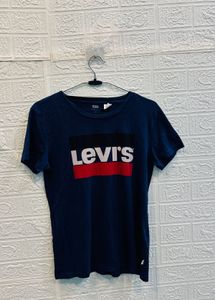 🇹🇭 Levi&#39;s Imported Tshirt