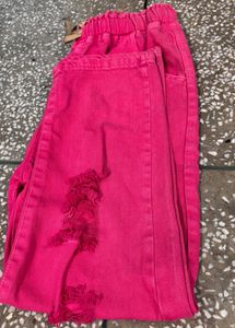 New Trendy Outfit Jeans And Tee Set