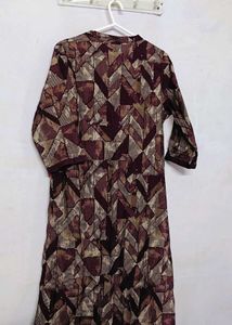 Maroon &amp; Maple Leaf Kurta With Dupatta