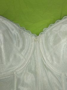 MADE IN HONGKONG CORSET WHITE