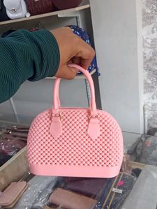Cute 🥰 Pink Silicone Handbag 👜