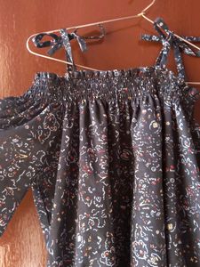 RARE off shoulder navy blue printed top