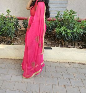 Gulabi Saree 🎀✨