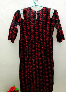 Elegant Black &amp; Red Maxi Cold Shoulder Dress