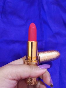 SET OF 8 BULLET LIPSTICKS✨