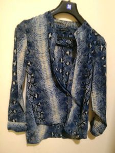 Stylish Blue Animal Print Top