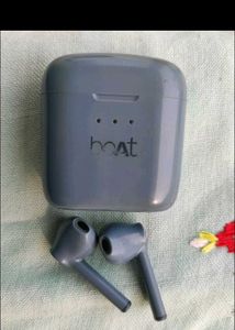 Boat 138 True Wireless Airdopes With Free