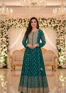 💙Festive And Party Wear Naira Cut Set