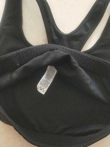 M Nike Sports Bra 🖤