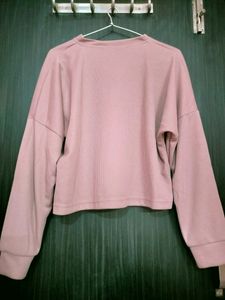 Full Sleeve Cropped Woolen Top