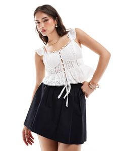 NEW LOOK Broderie White Tops