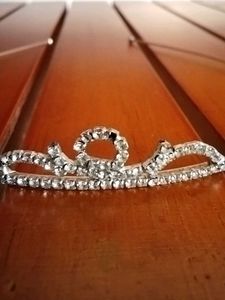 Elegant Rhinestone Headband