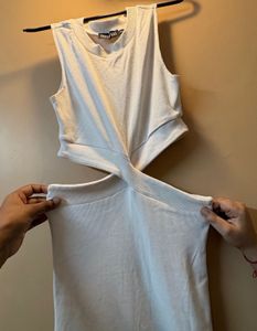 White waves maxi dress