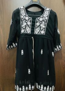 Elegant Embroidered Kurta